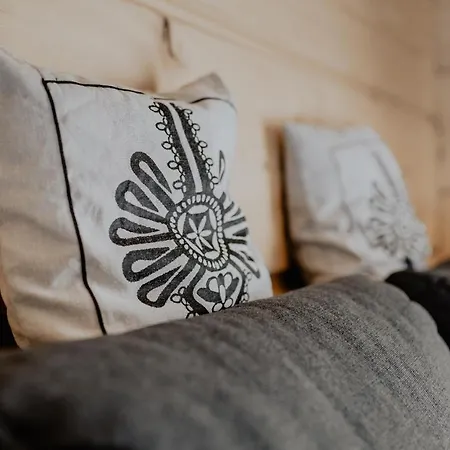 Biolo I Corno Izba Mountain