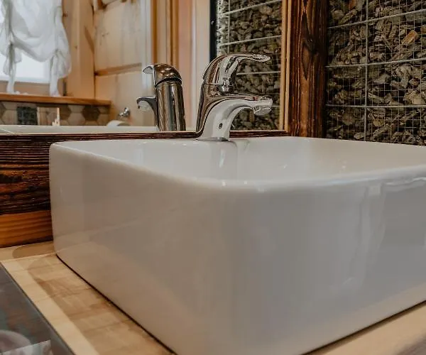 Biolo I Corno Izba Mountain بيت للعطل *