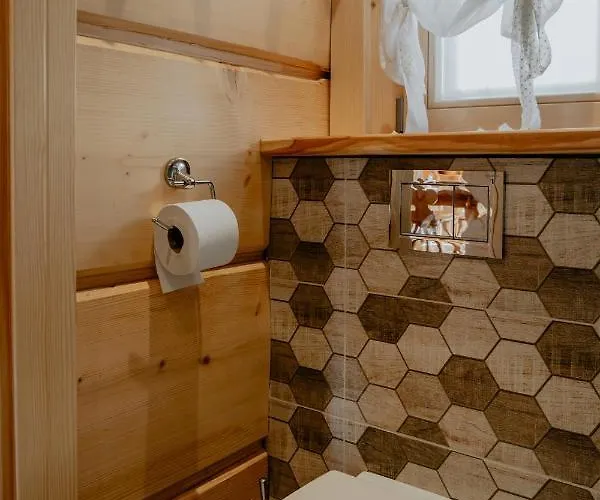 Biolo I Corno Izba Mountain بيت للعطل *