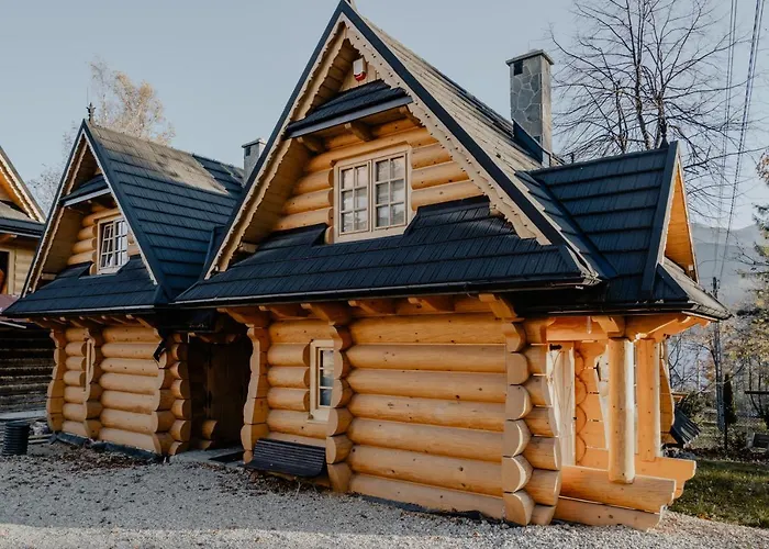 Biolo I Corno Izba Mountain كوشتيليسكا